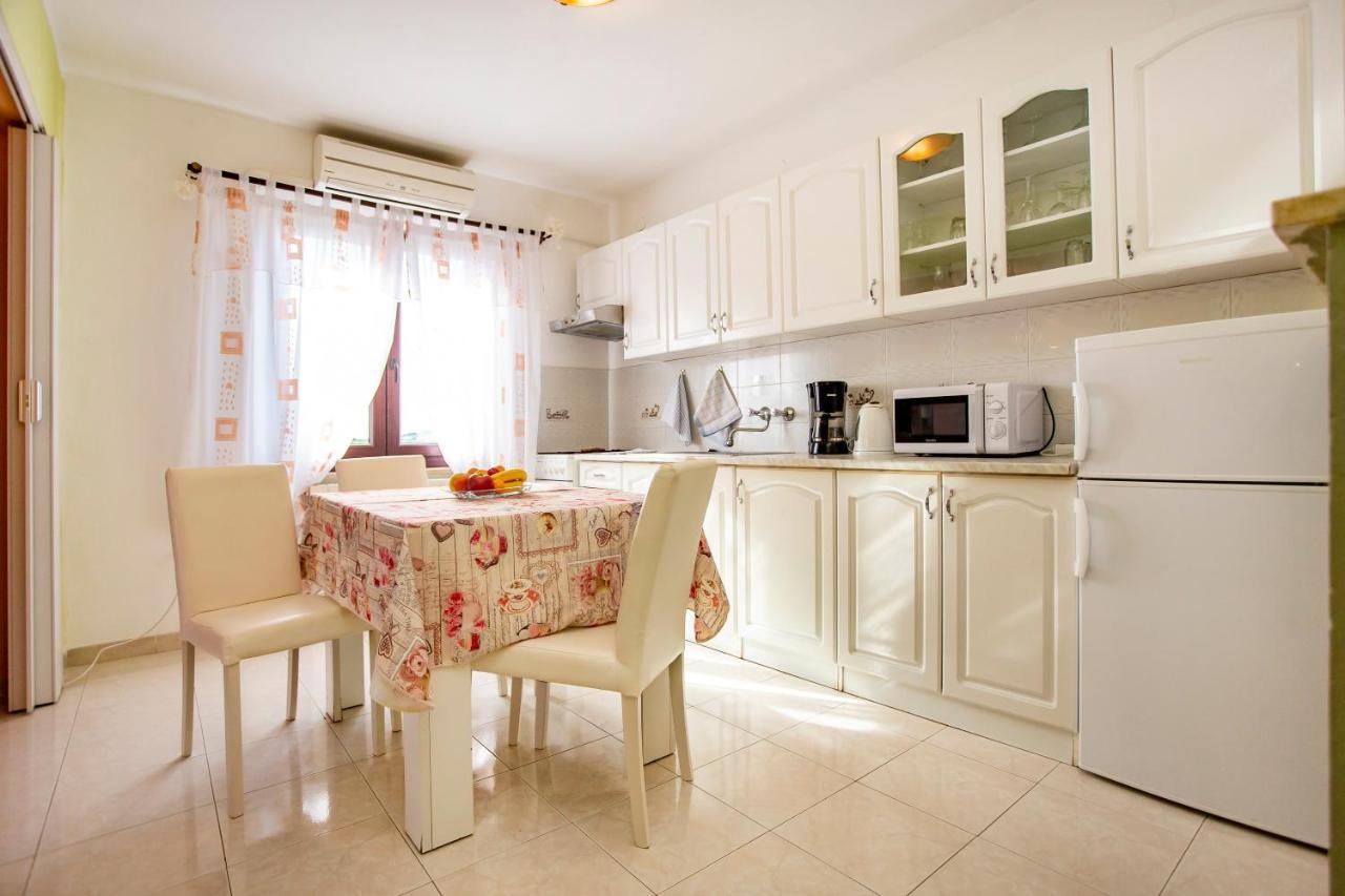 Apartmani Jurman Matohanci Exterior photo